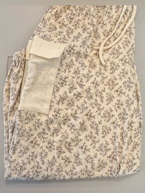 (NWOT) POL Floral Waffle Knit Lounge Pants